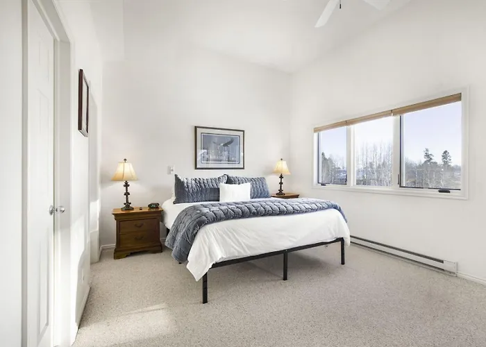 Rmr: Mountain Ash 1 In The Aspenswilsonwy Apartment